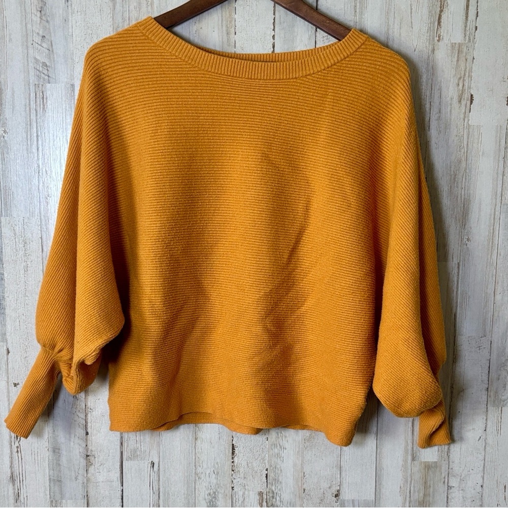 Cupio Mustard Crewneck Balloon‎ Sleeve Sweater